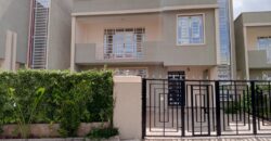 4 bedroom all ensuite, dsq plus private room